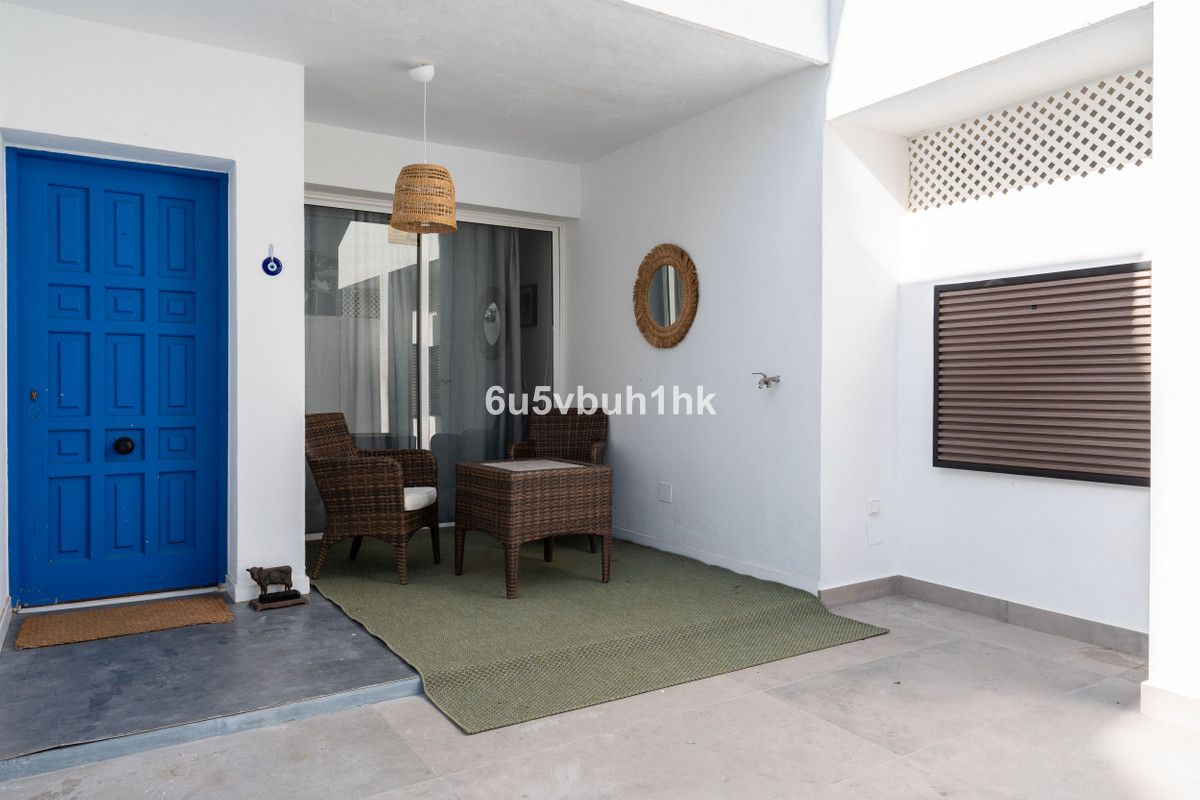4 Bedroom Villa for Sale in Nueva Andalucía — 7