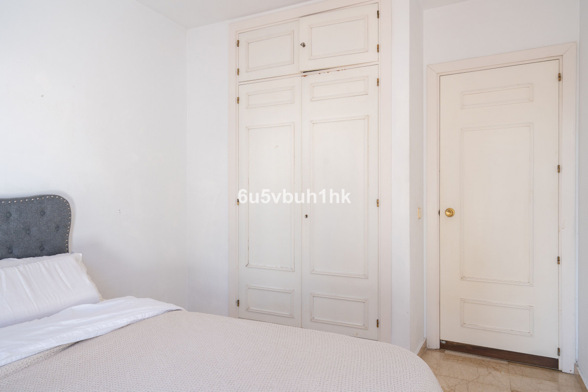 4 Bedroom Villa for Sale in Nueva Andalucía — view 10