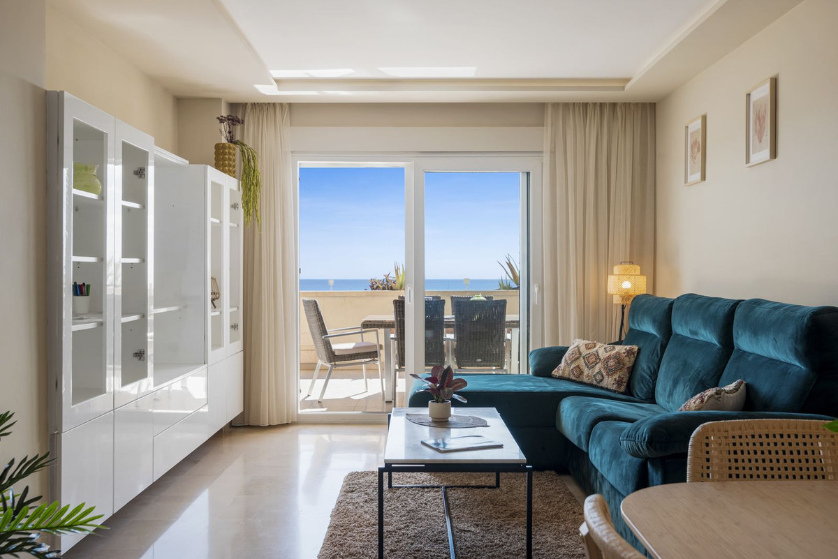 2 Bedroom Apartment for Sale in Estepona — 6