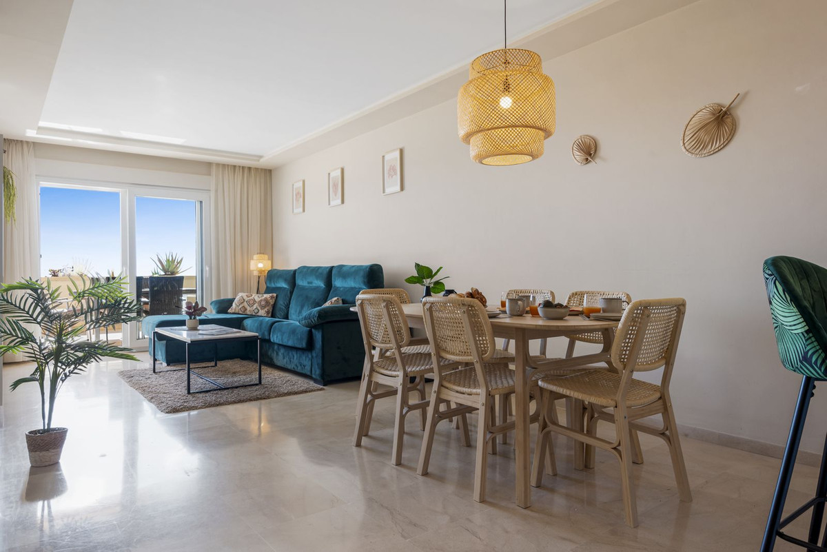 2 Bedroom Apartment for Sale in Estepona — 8