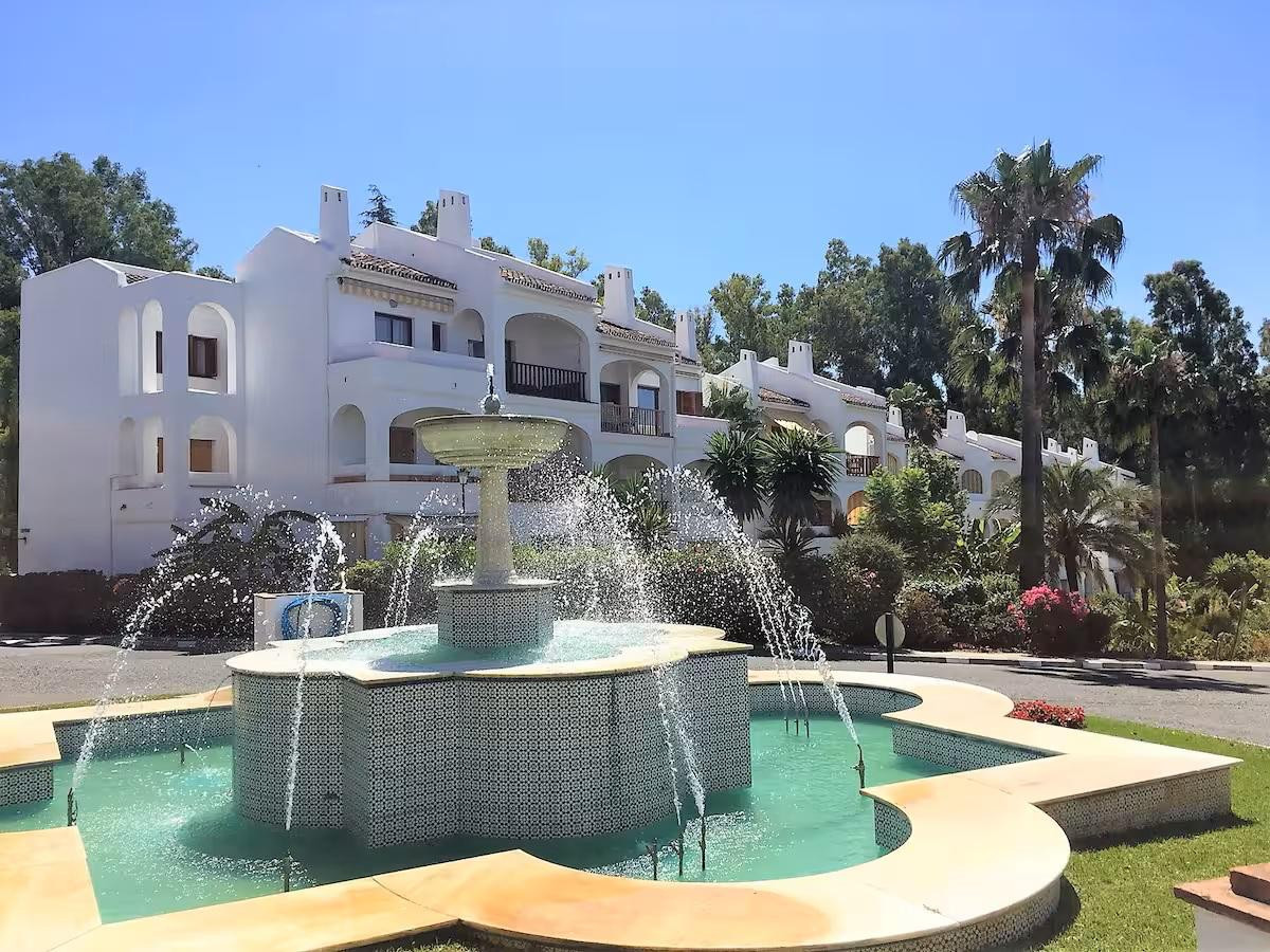 2 Bedroom Apartment for Sale in Nueva Andalucía — view 20