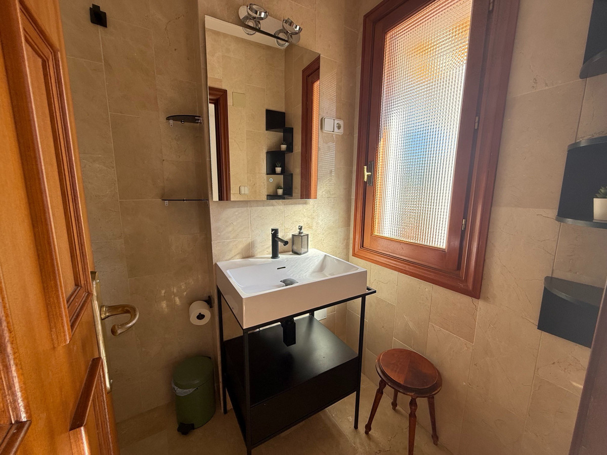 2 Bedroom Apartment for Sale in Nueva Andalucía — 8