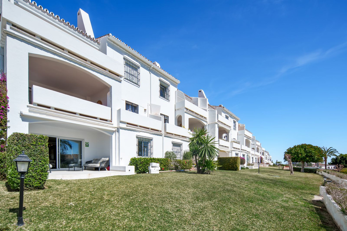 3 Bedroom Apartment for Sale in Nueva Andalucía