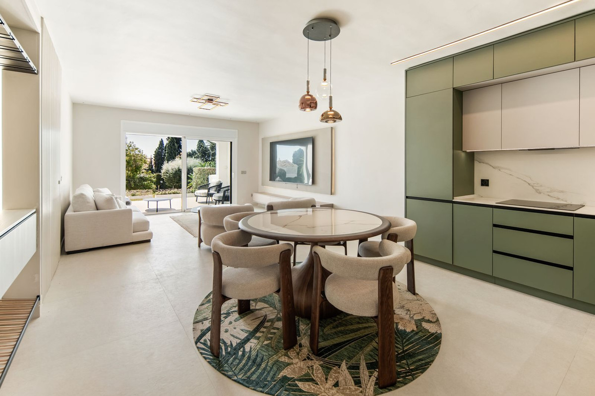 3 Bedroom Apartment for Sale in Nueva Andalucía — 7