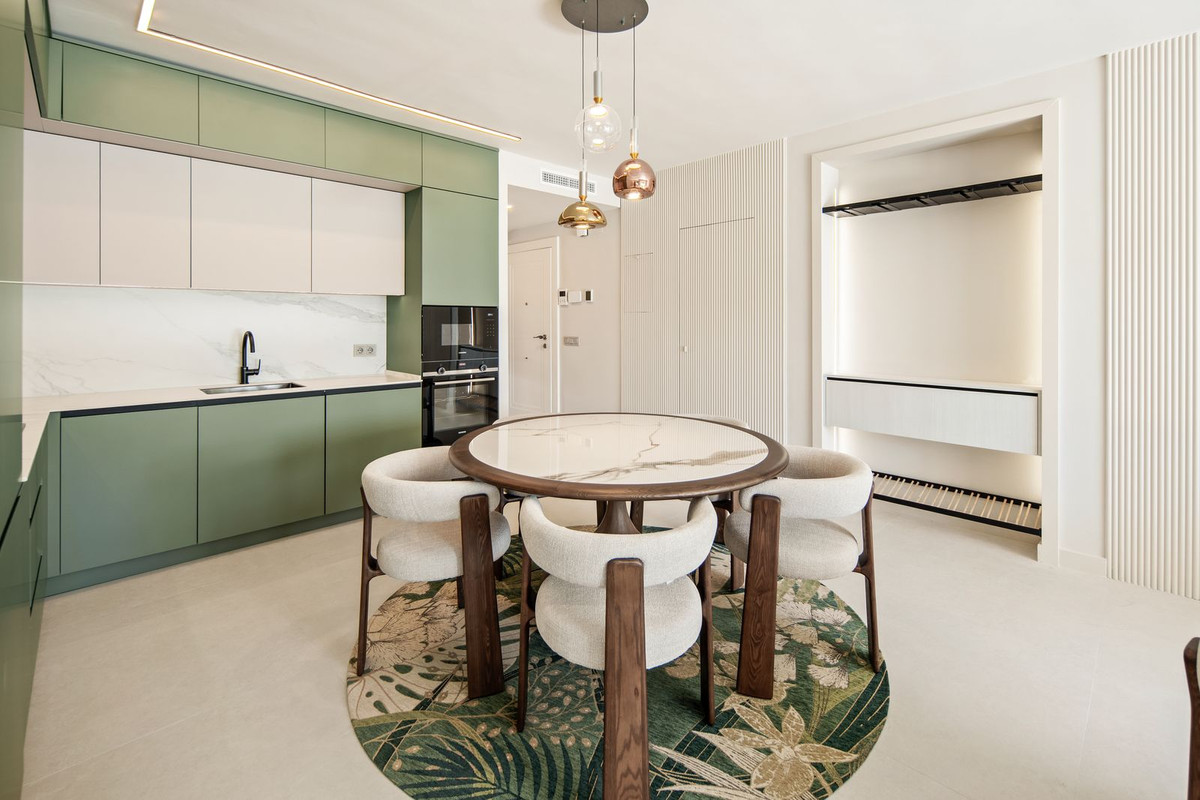3 Bedroom Apartment for Sale in Nueva Andalucía — 8