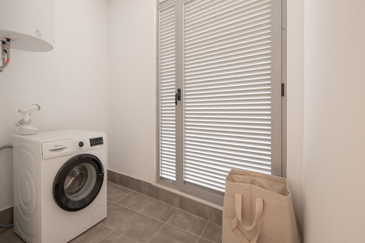 2 Bedroom Apartment for Sale in Nueva Andalucía — view 13