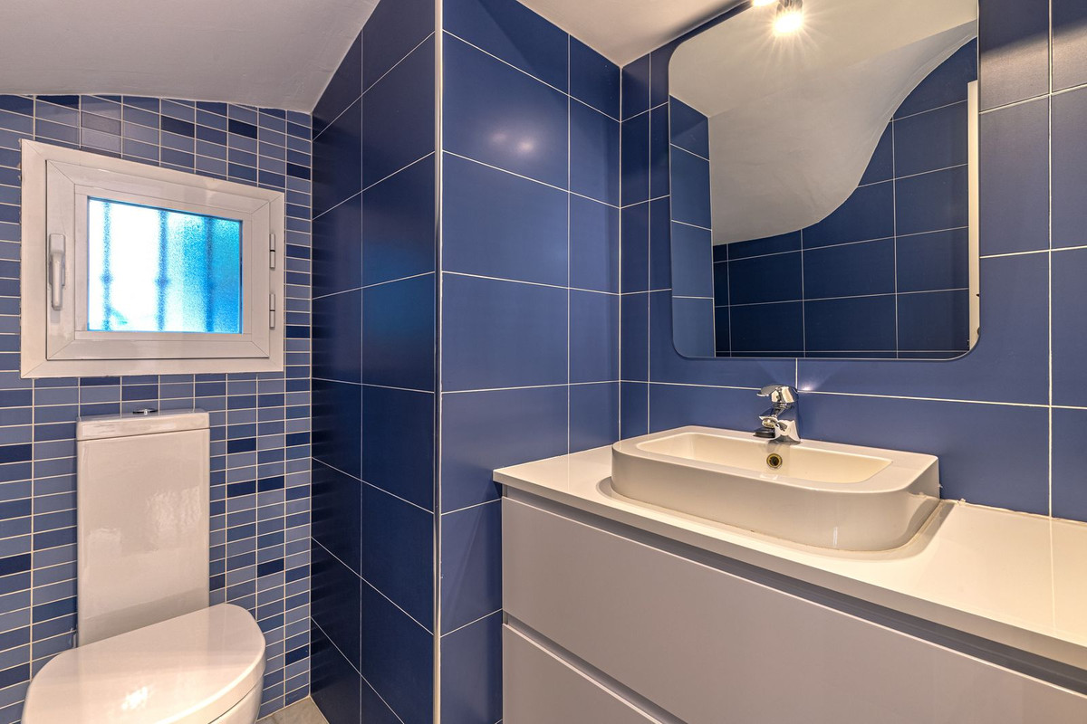 3 Bedroom Villa for Sale in Nueva Andalucía — view 11