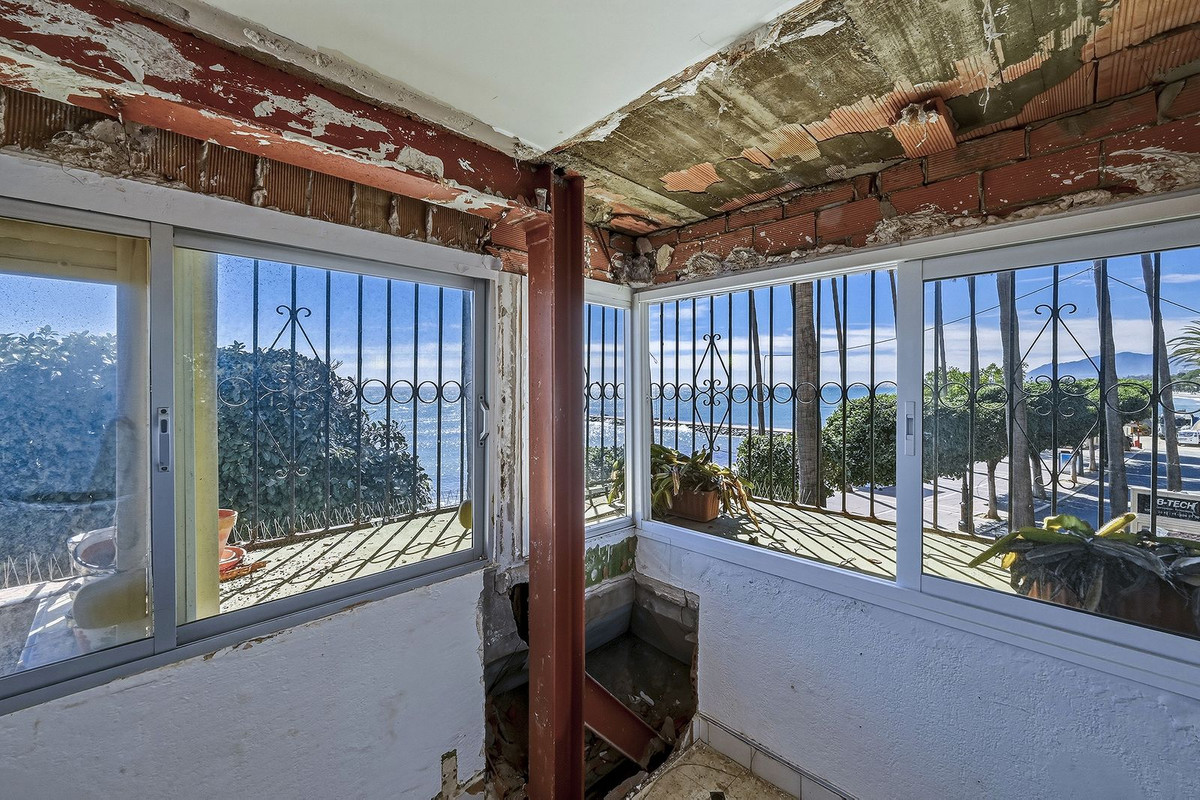 5 Bedroom Apartment for Sale in Marbella — 8