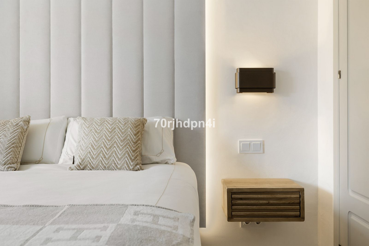 3 Bedroom Apartment for Sale in Nueva Andalucía — 4