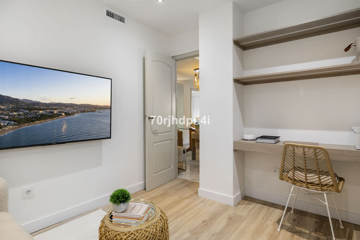 3 Bedroom Apartment for Sale in Nueva Andalucía — 6