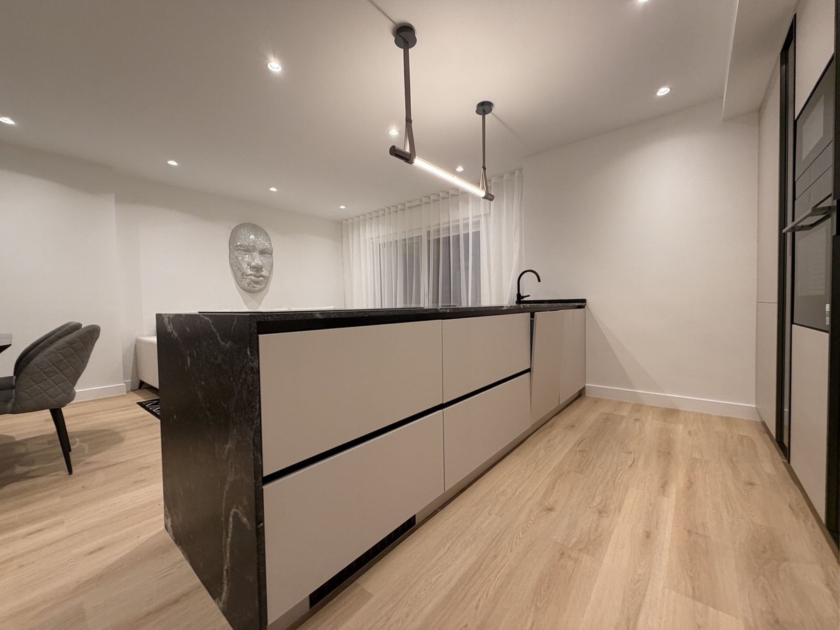 3 Bedroom Apartment for Sale in Nueva Andalucía — 3