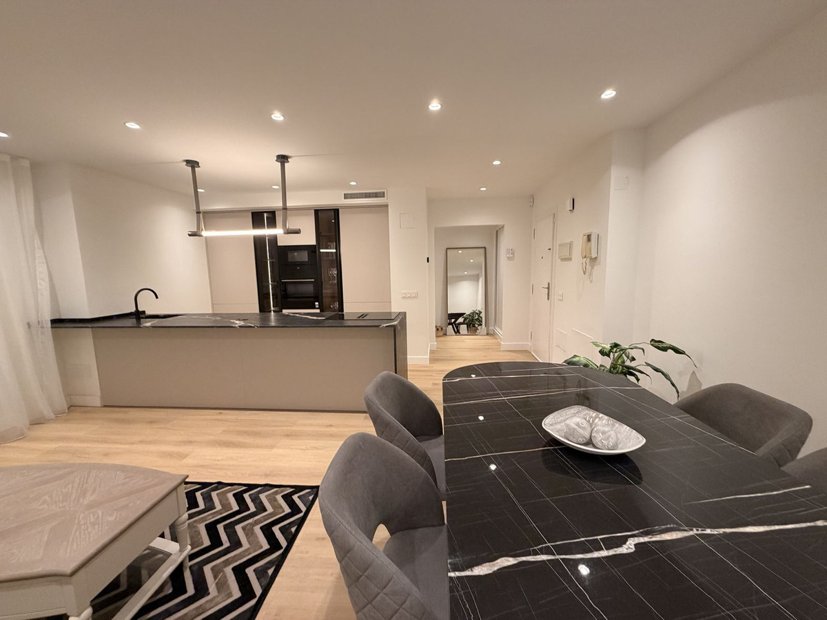 3 Bedroom Apartment for Sale in Nueva Andalucía — 6