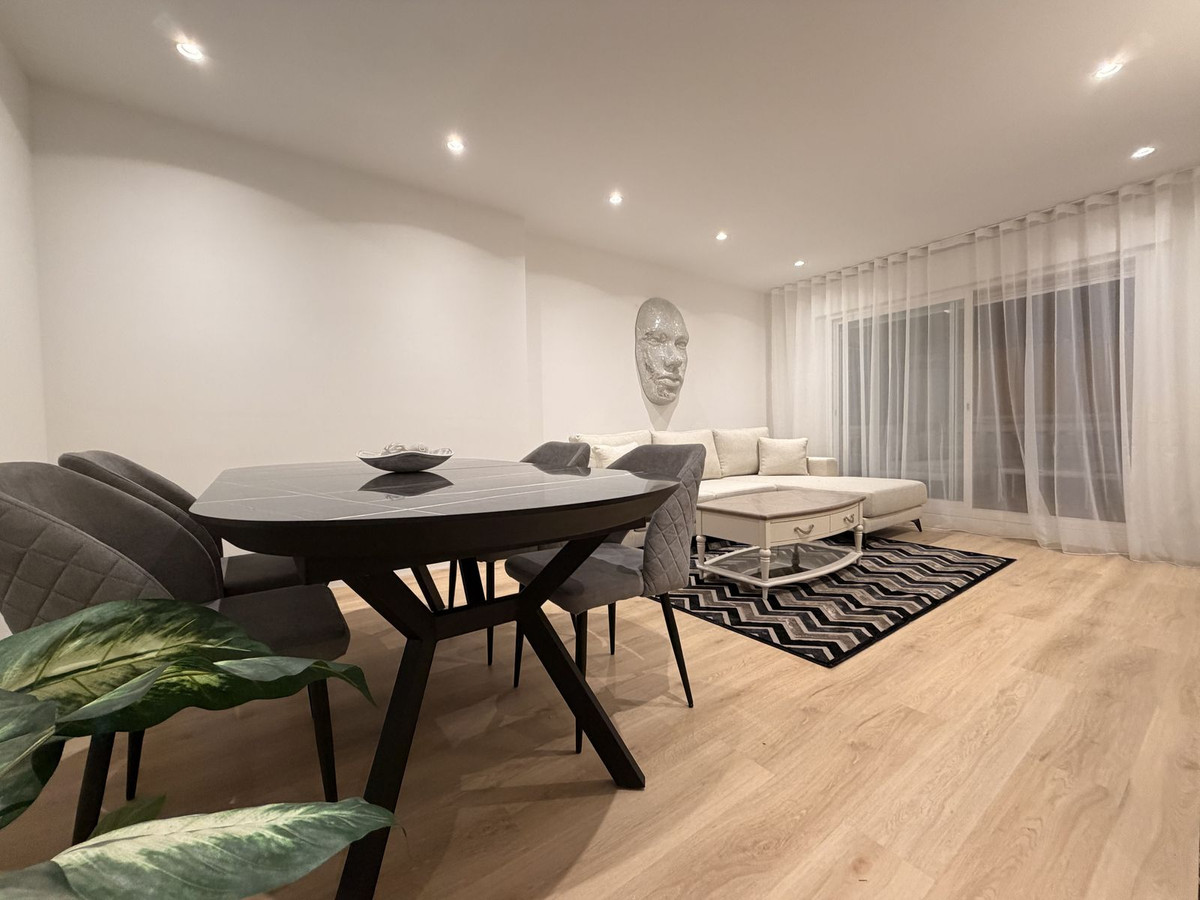 3 Bedroom Apartment for Sale in Nueva Andalucía — 9