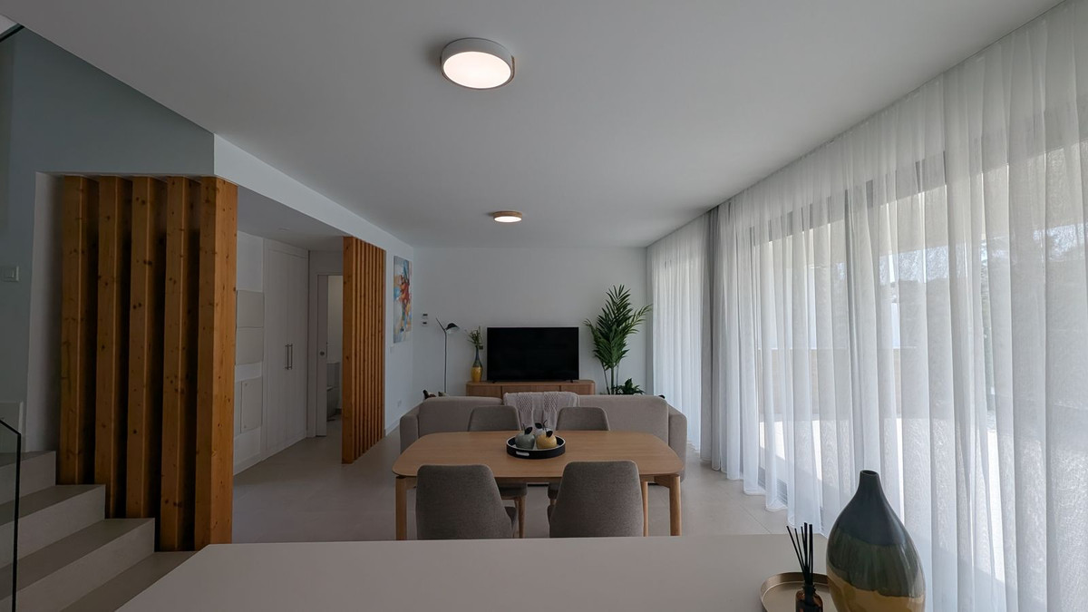 3 Bedroom Villa for Sale in Atalaya — 2