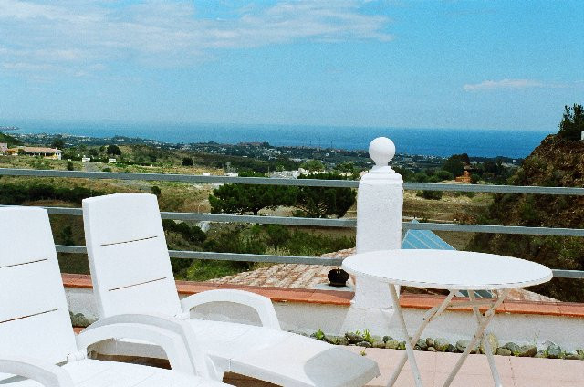 3 Bedroom Villa for Sale in Estepona — 3