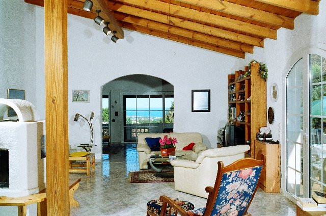 3 Bedroom Villa for Sale in Estepona — 4