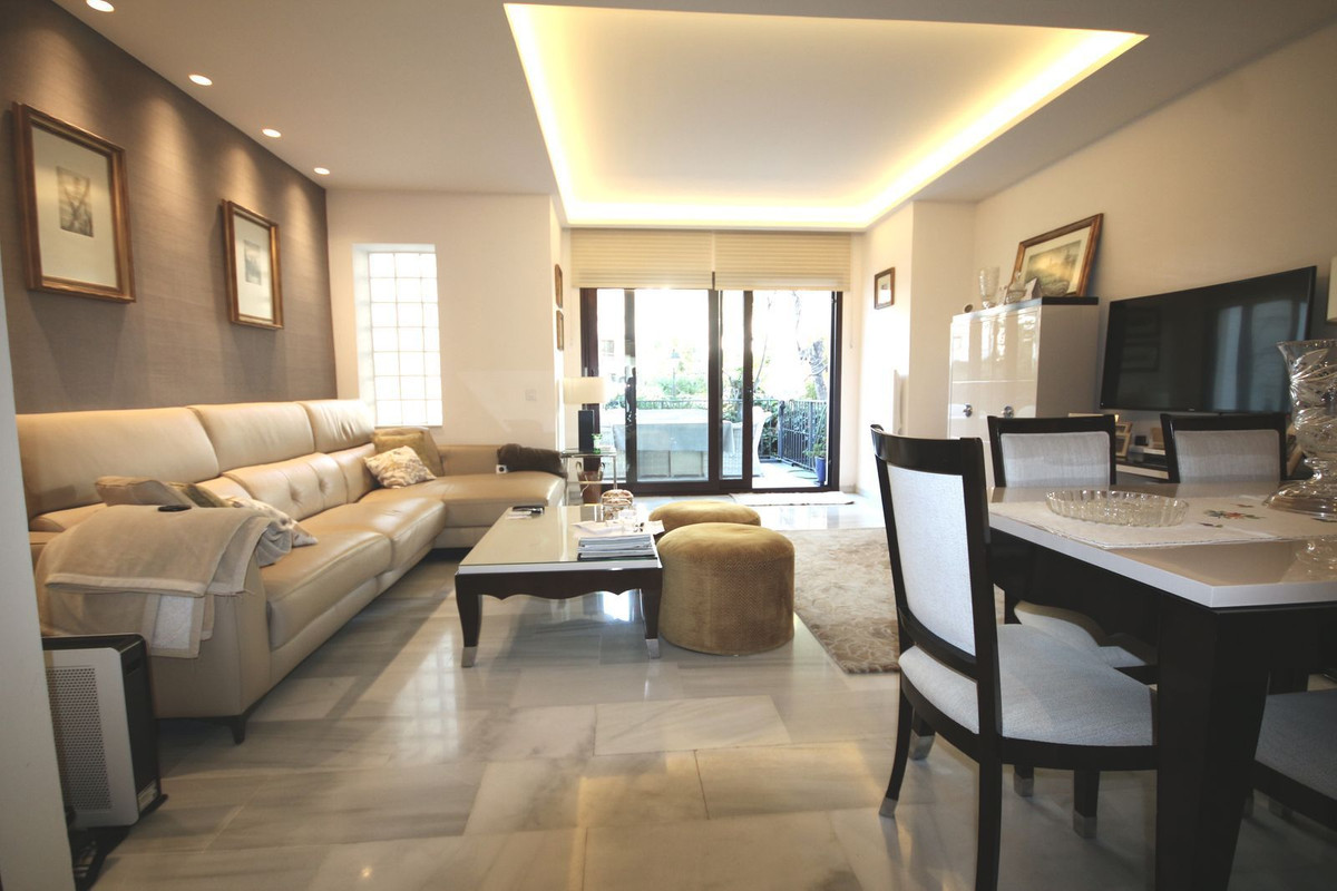 5 Bedroom Villa for Sale in Marbella — 6