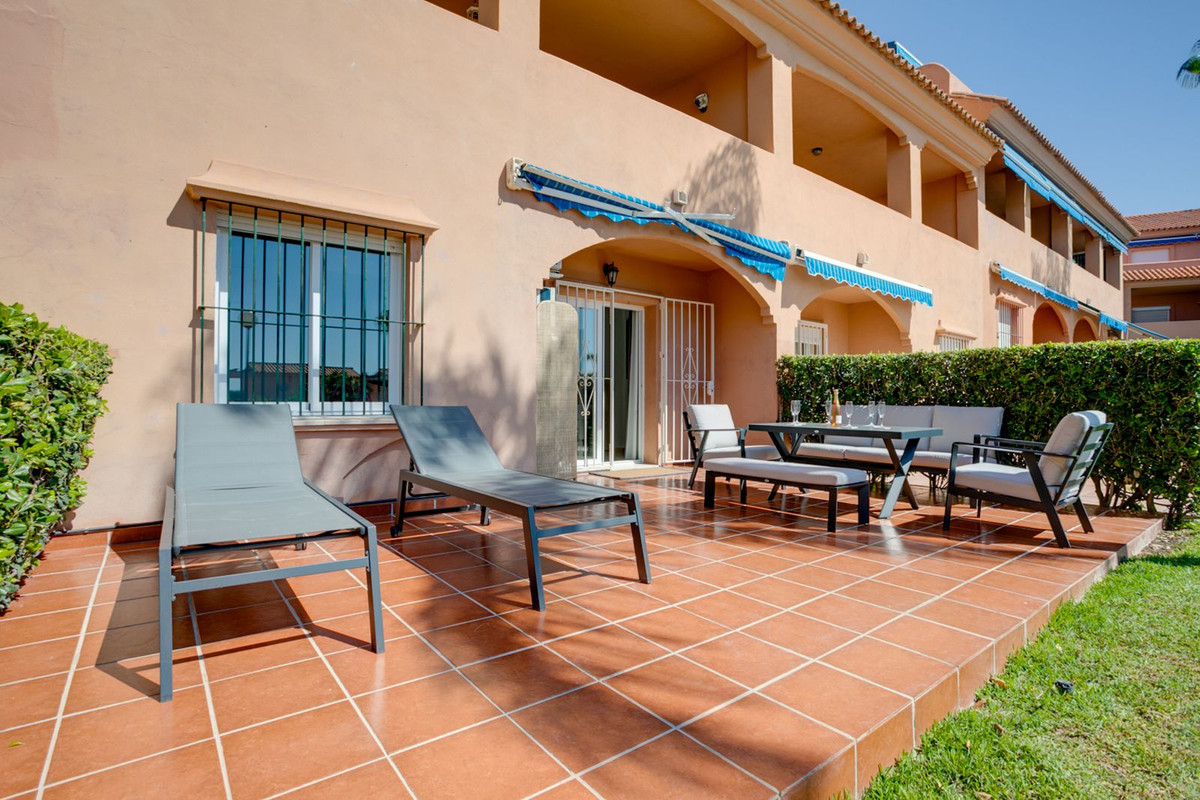 2 Bedroom Apartment for Sale in Estepona — 2