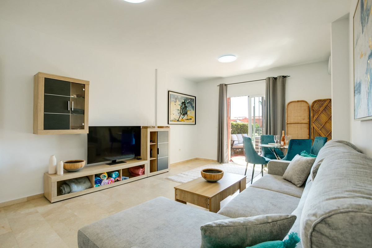 2 Bedroom Apartment for Sale in Estepona — 5