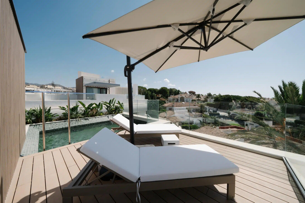 4 Bedroom Villa for Sale in Marbella — 9