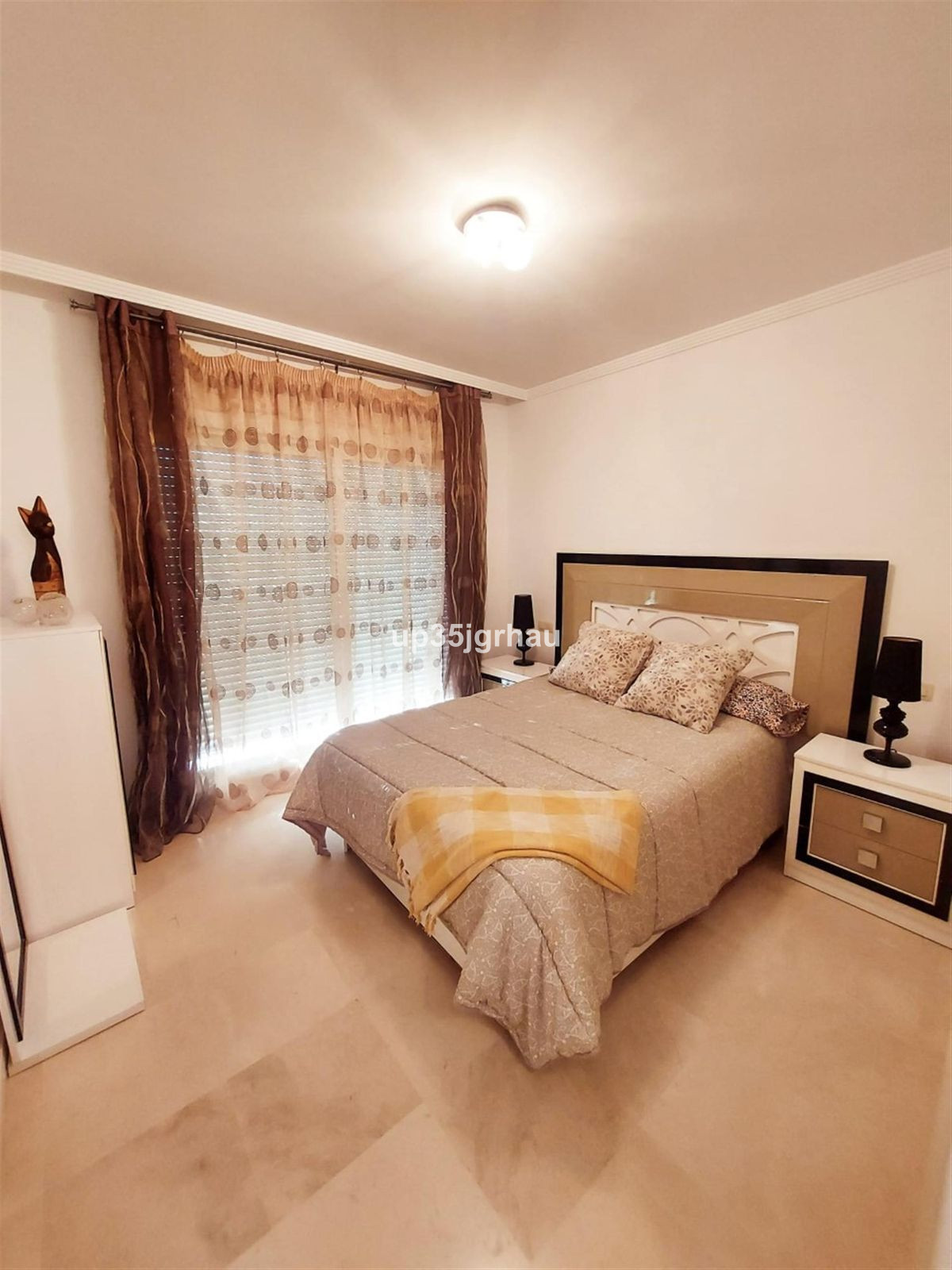 2 Bedroom Apartment for Sale in Estepona — 3