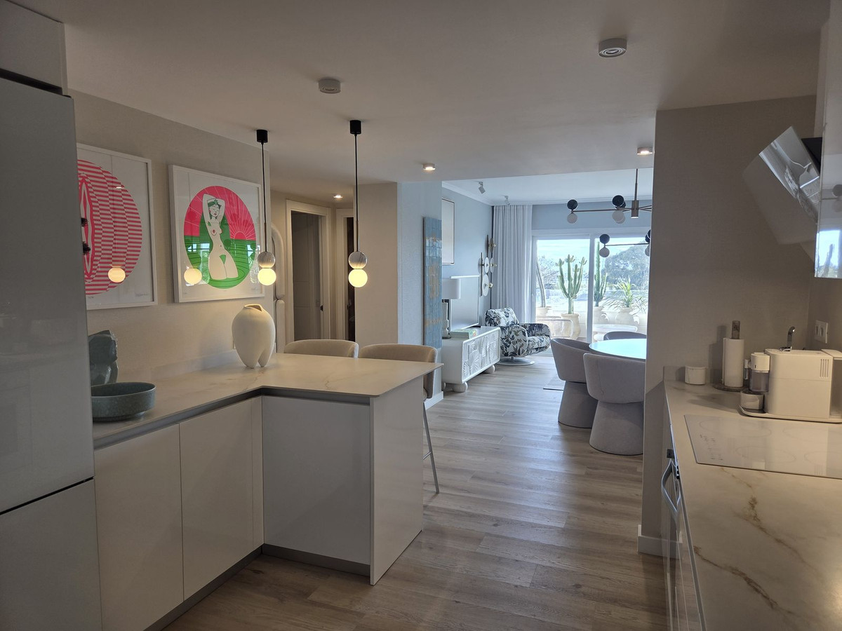 3 Bedroom Apartment for Sale in Nueva Andalucía — 7