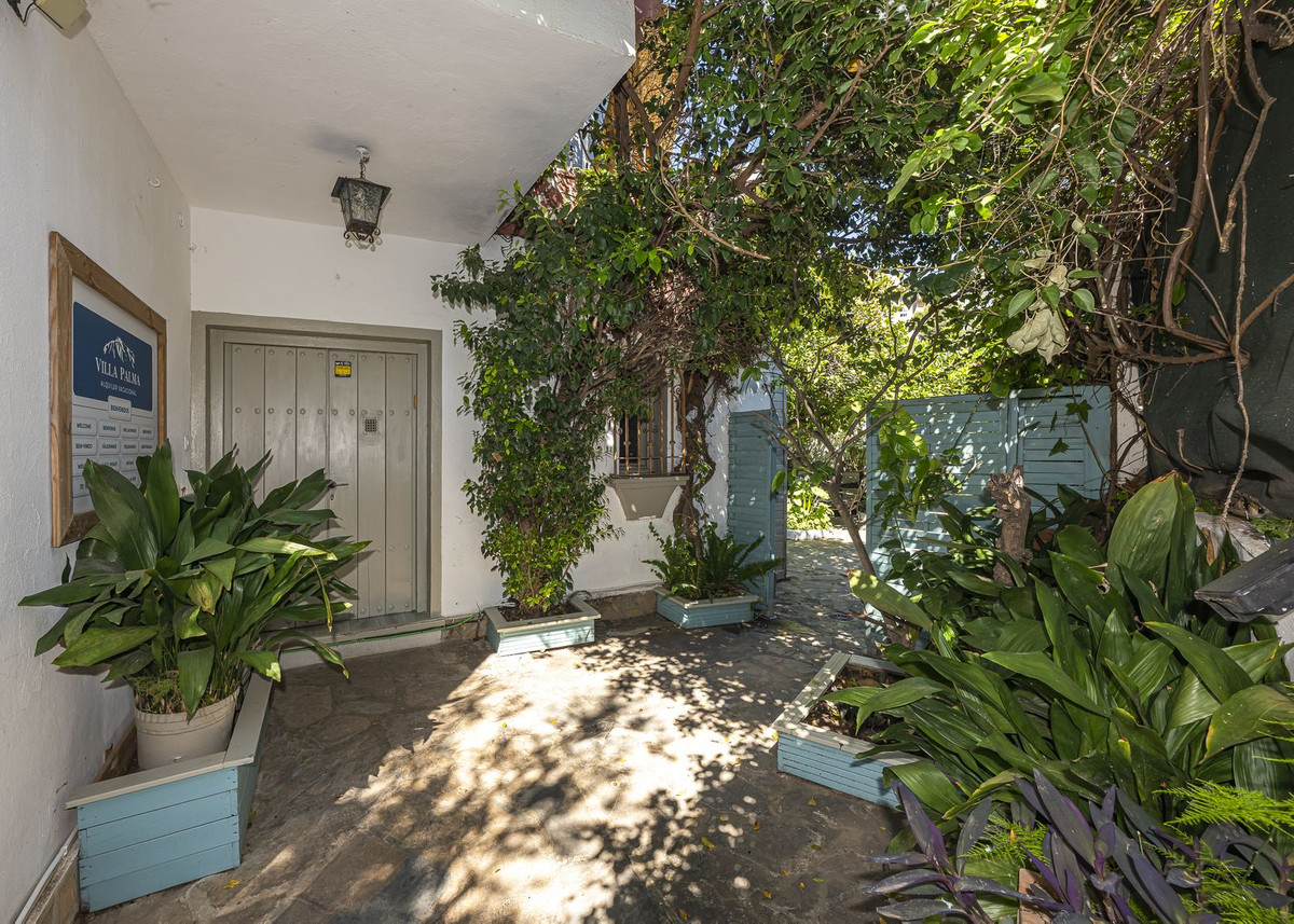 12 Bedroom Villa for Sale in Marbella