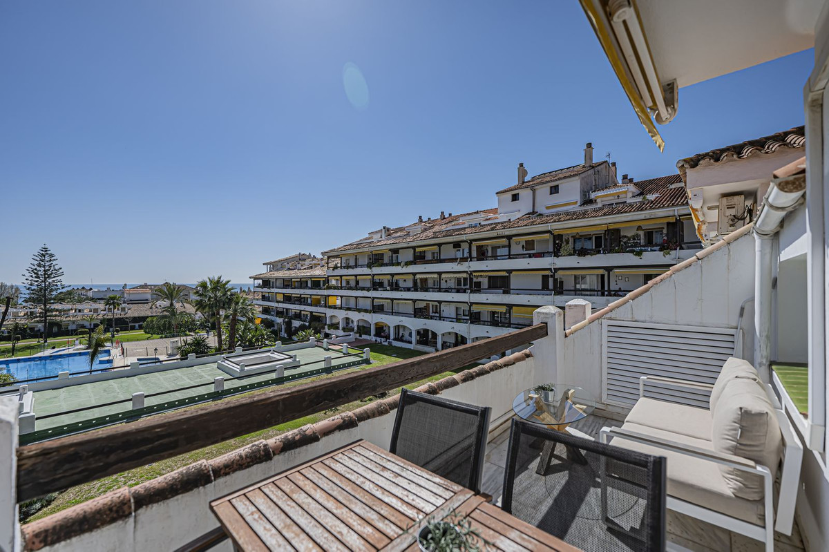 2 Bedroom Apartment for Sale in The Golden Mile — 6