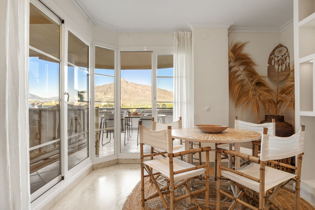 2 Bedroom Apartment for Sale in Nueva Andalucía — 5