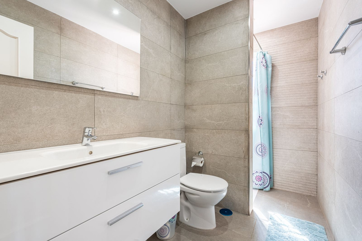 4 Bedroom Villa for Sale in Atalaya — 9
