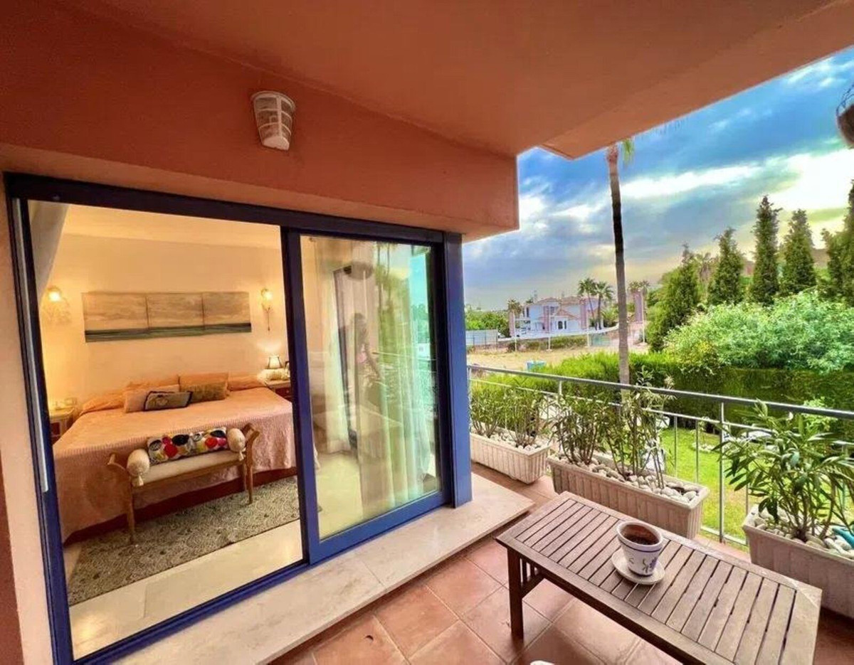 5 Bedroom Villa for Sale in Nueva Andalucía — 9