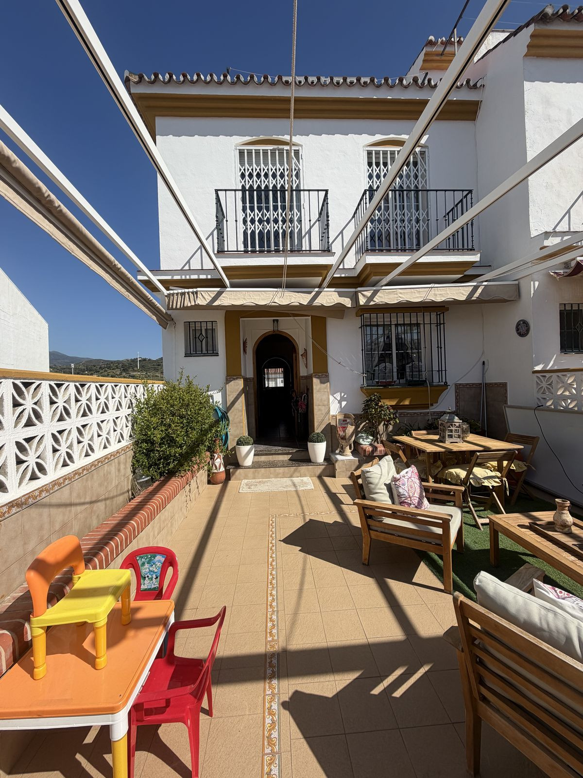 3 Bedroom Villa for Sale in Estepona