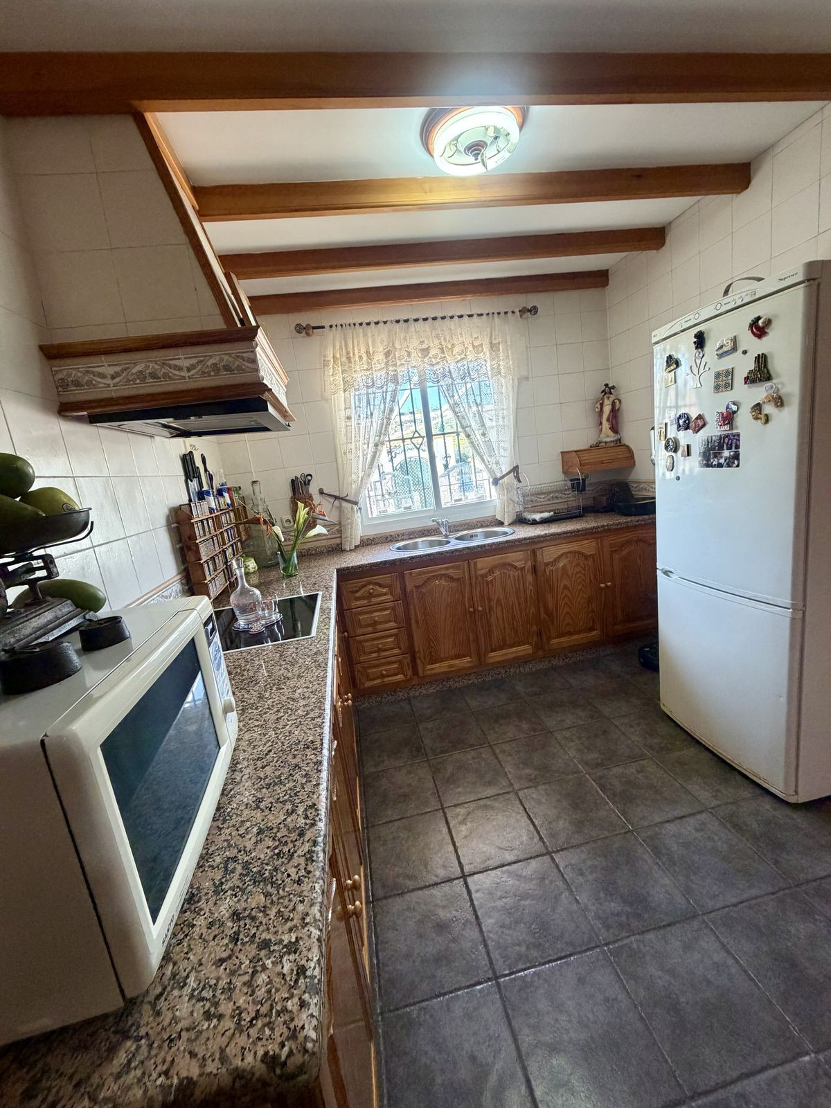 3 Bedroom Villa for Sale in Estepona — 8