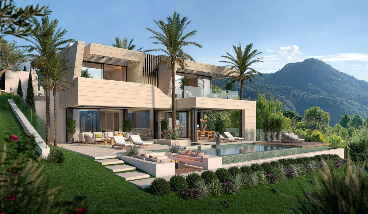 Plot for Sale in Benahavís — 2
