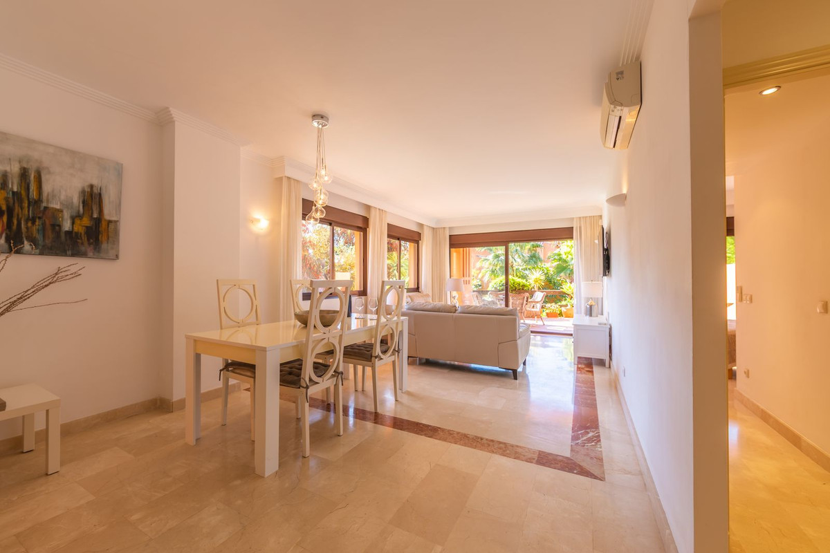 2 Bedroom Apartment for Sale in Estepona — 4