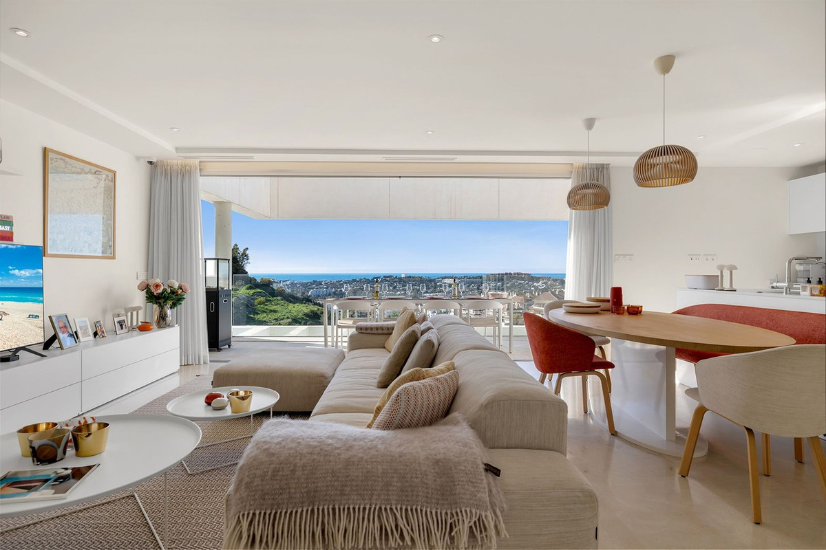 3 Bedroom Apartment for Sale in Nueva Andalucía — 7