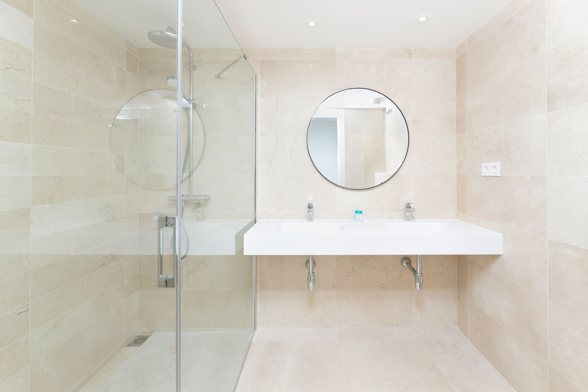 2 Bedroom Apartment for Sale in Nueva Andalucía — view 10