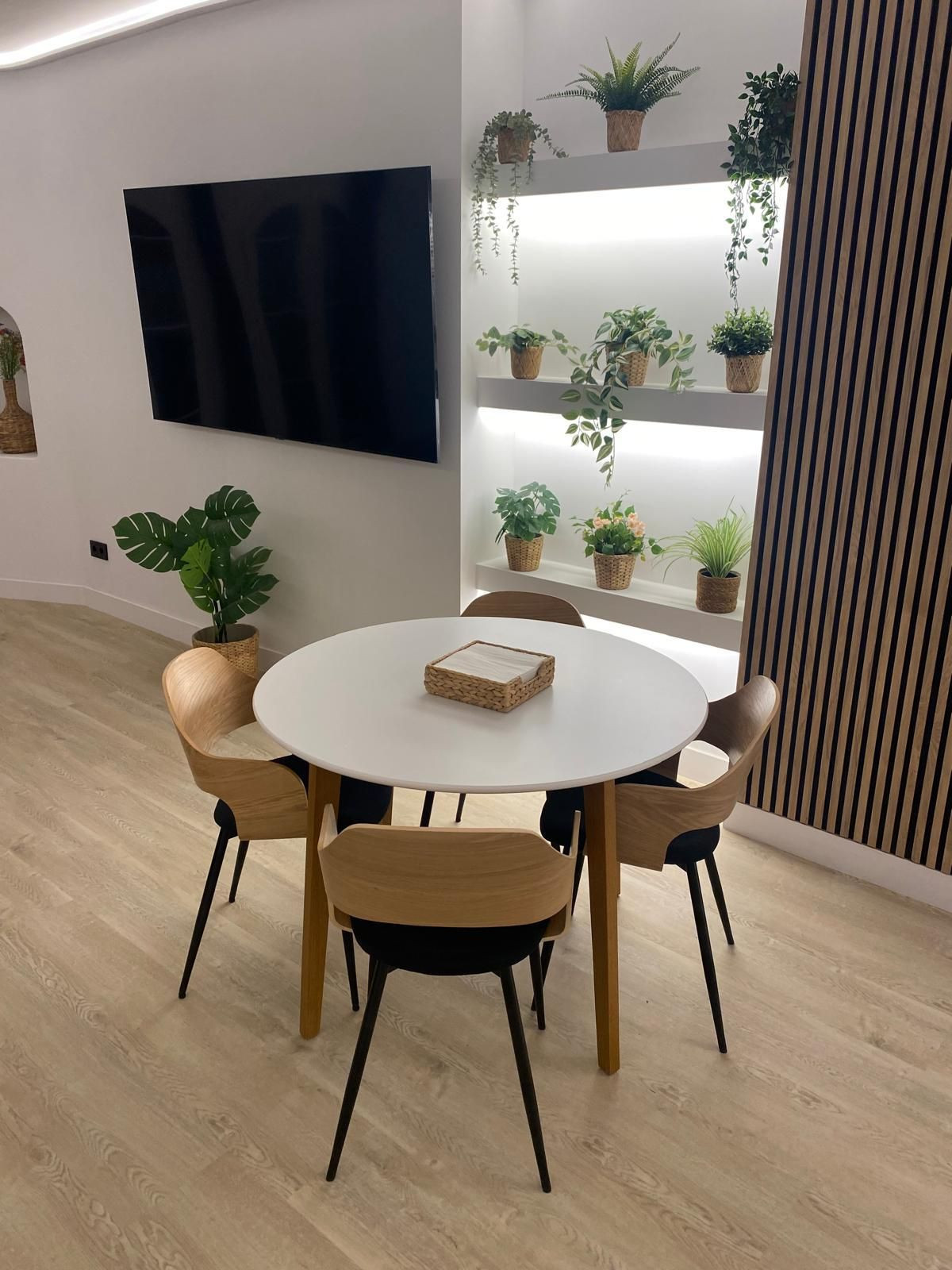 4 Bedroom Apartment for Sale in Puerto Banús — 6