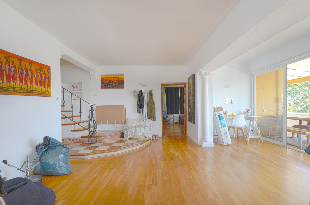 6 Bedroom Villa for Sale in Valle del Sol — 6