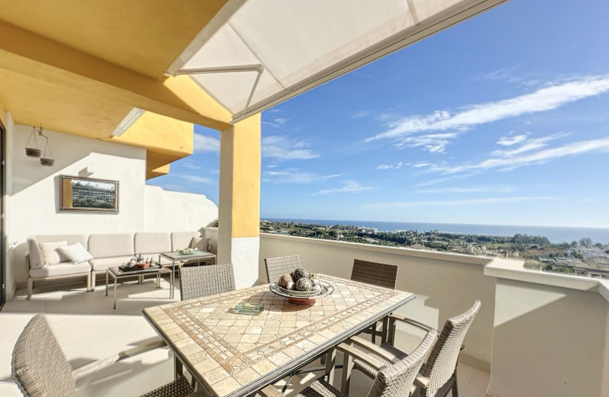 3 Bedroom Apartment for Sale in Estepona — 4
