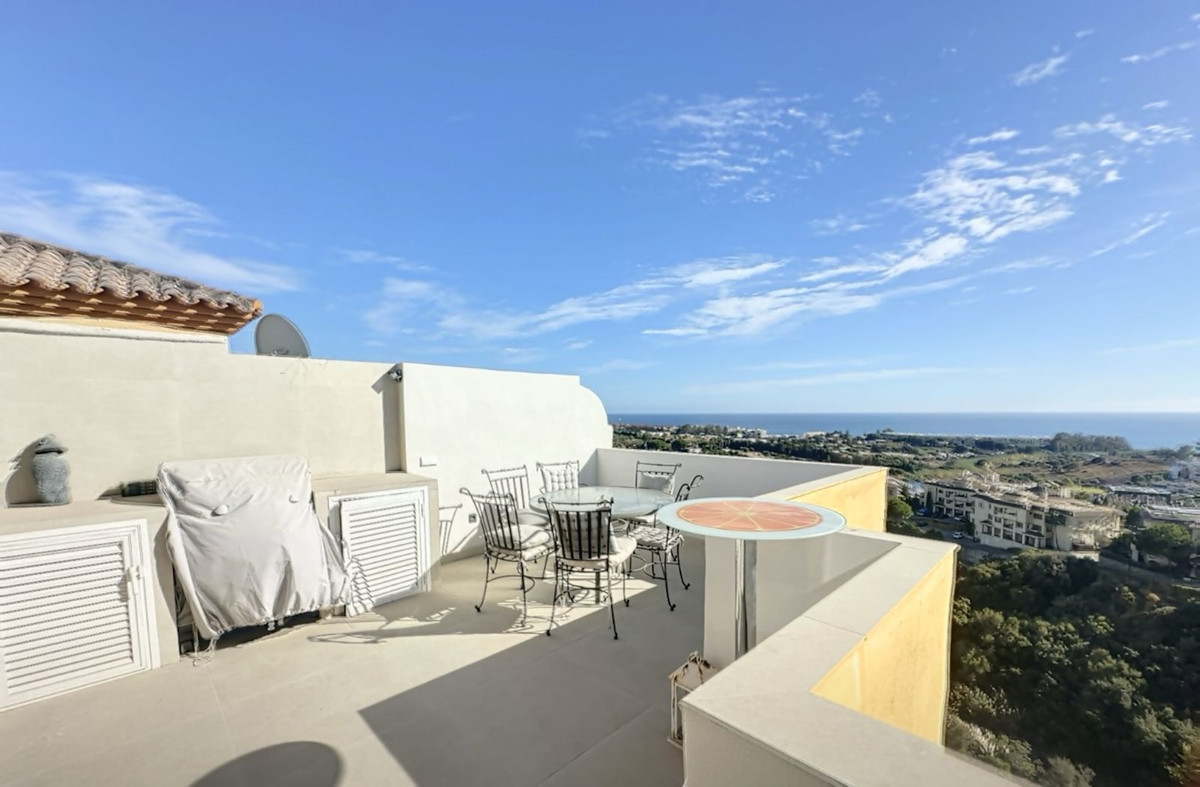 3 Bedroom Apartment for Sale in Estepona — 5