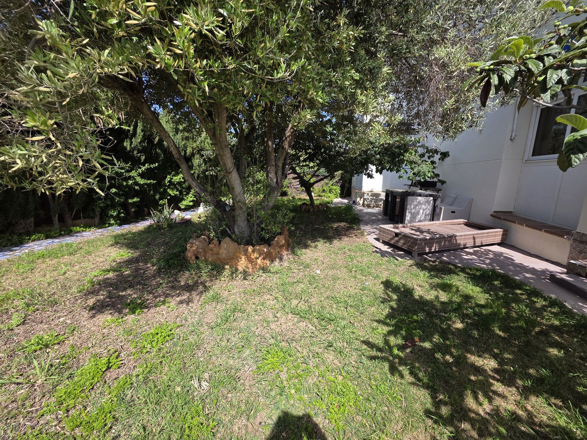 2 Bedroom Apartment for Sale in Nueva Andalucía