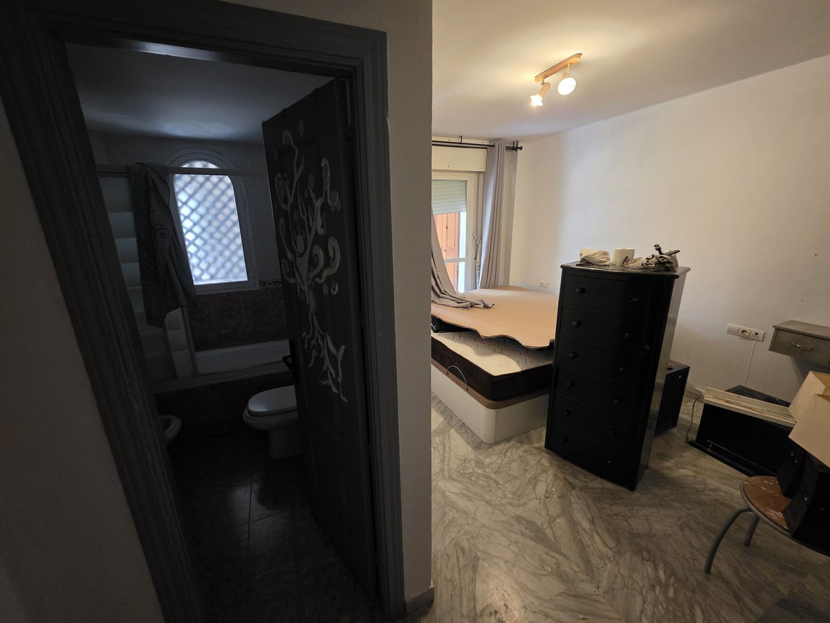 2 Bedroom Apartment for Sale in Nueva Andalucía — 5
