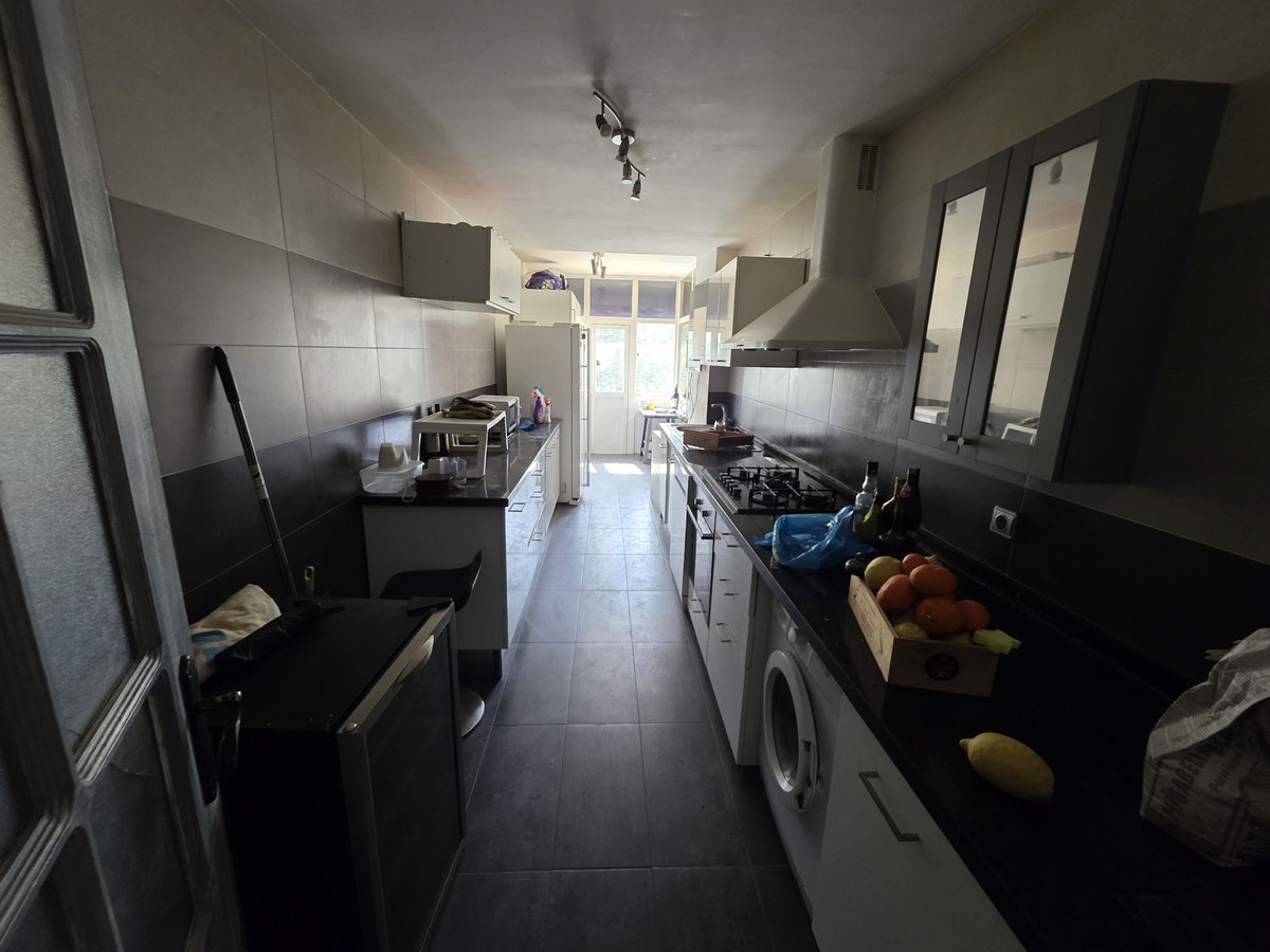 2 Bedroom Apartment for Sale in Nueva Andalucía — 7