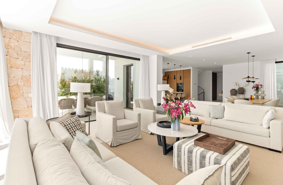 5 Bedroom Villa for Sale in San Pedro de Alcántara — 8