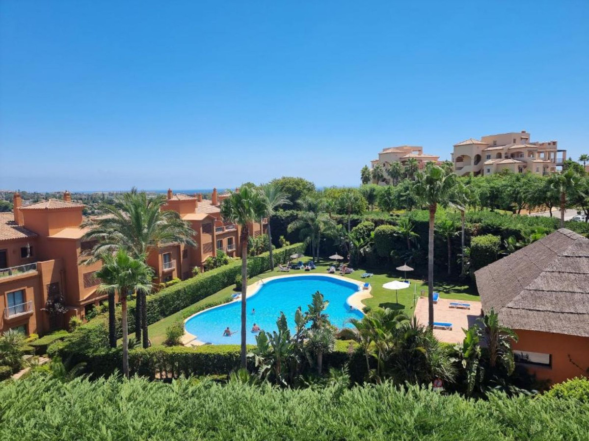 3 Bedroom Apartment for Sale in Estepona — 4