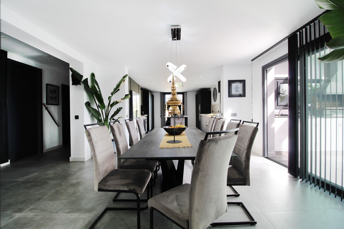 3 Bedroom Villa for Sale in San Pedro de Alcántara — 3