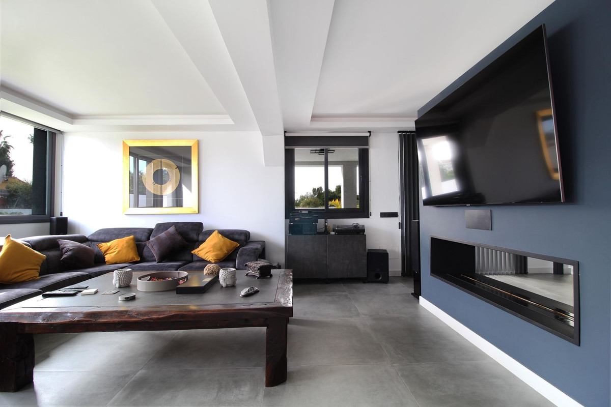 3 Bedroom Villa for Sale in San Pedro de Alcántara — 6