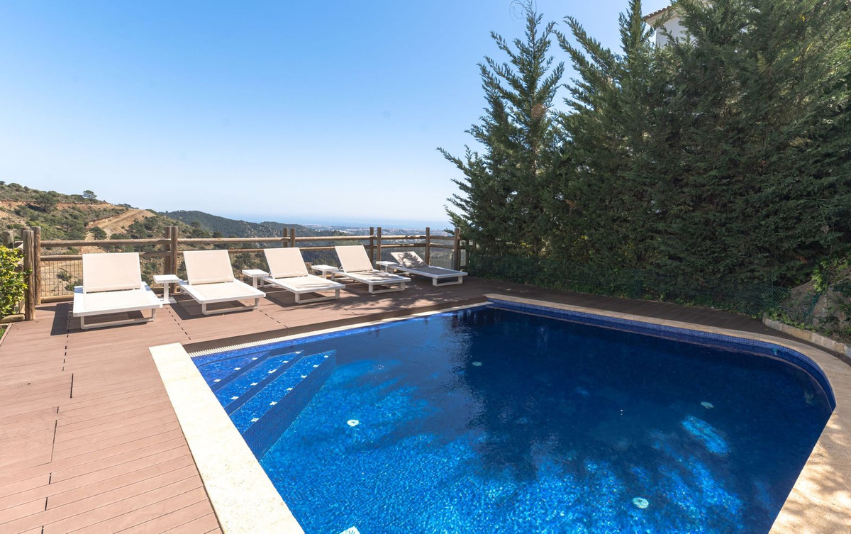 5 Bedroom Villa for Sale in Benahavís — 6
