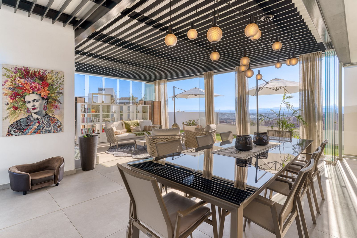 3 Bedroom Apartment for Sale in Estepona — 5